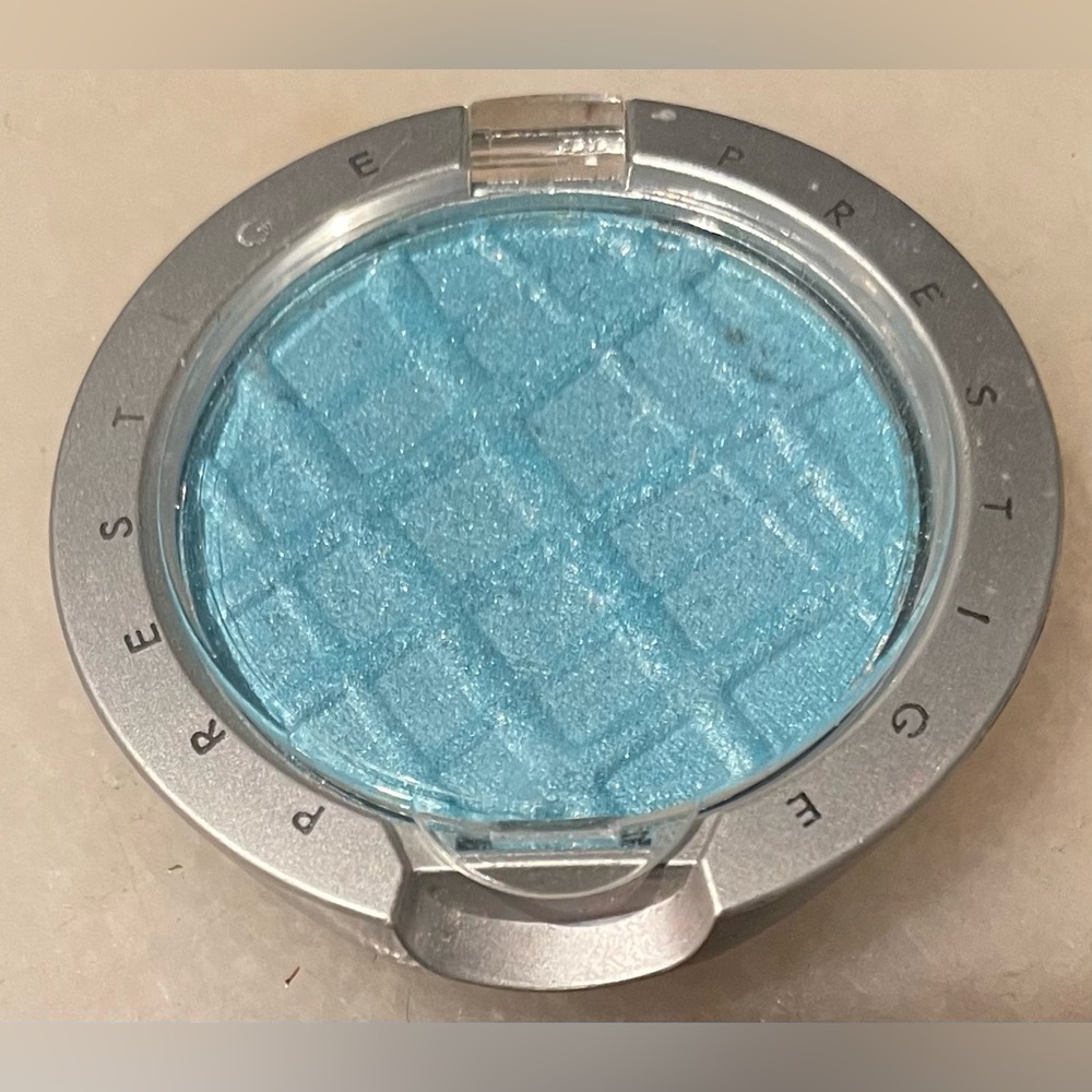 Prestige C-192 Big Sky Blue Eyeshadow